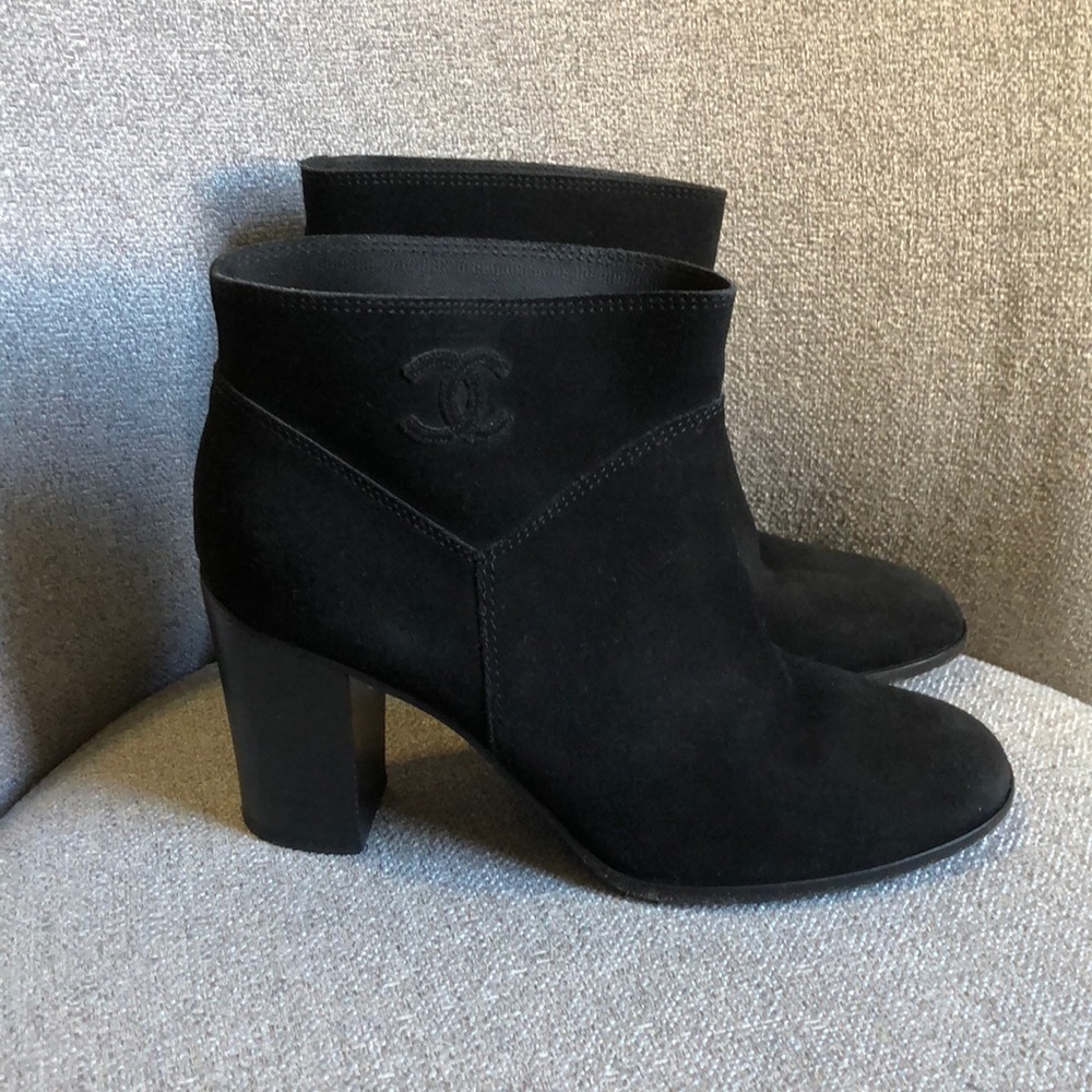 BLACK SUEDE CHANEL BOOTS
